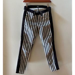 Hudson black and white striped jeans Size 27 GUC Not spots or stains